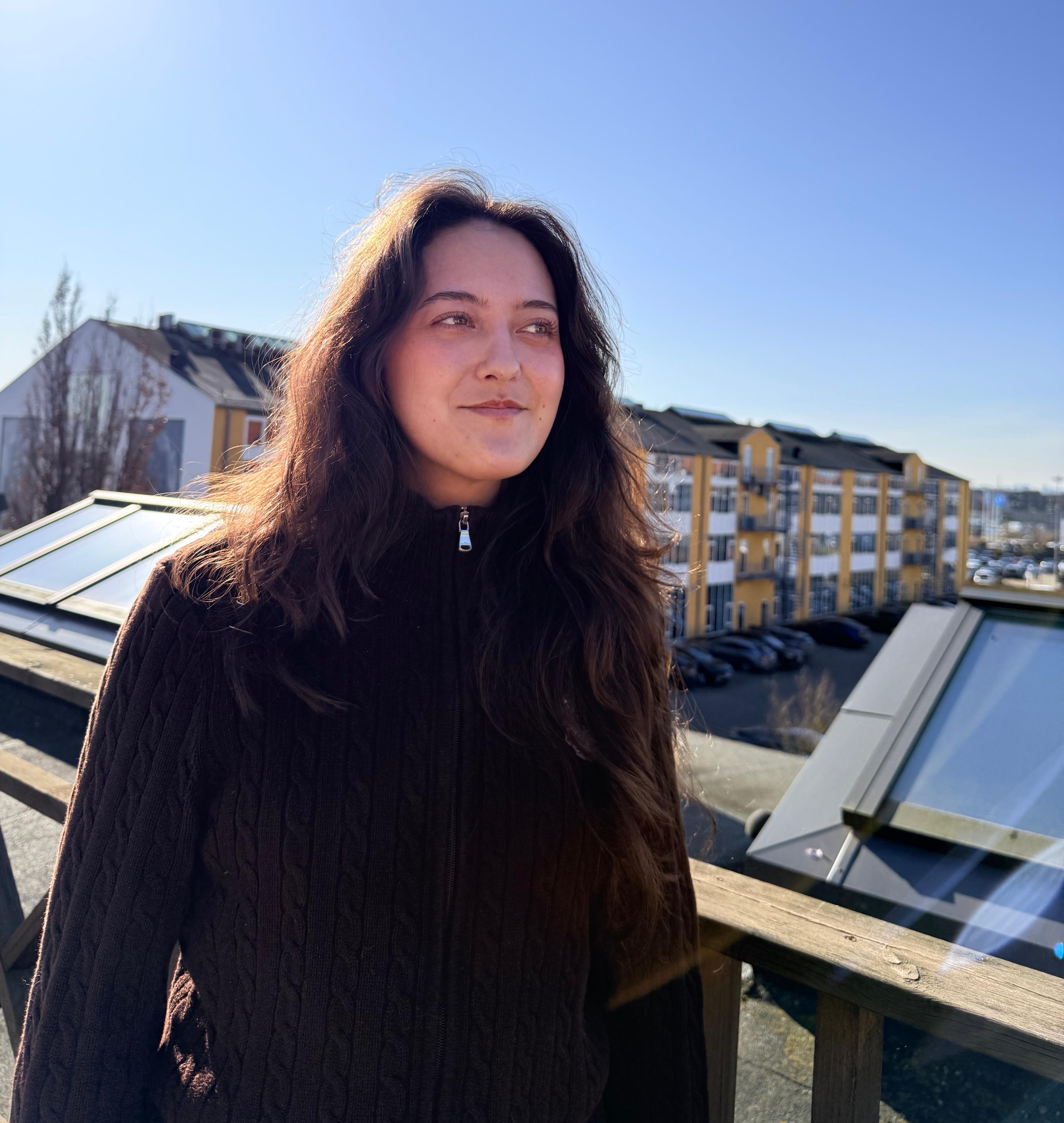 Photo of Julie Kimura Madsen